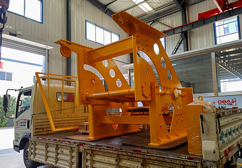 山东矿安机电新型全断面断带抓捕器成功装车发货